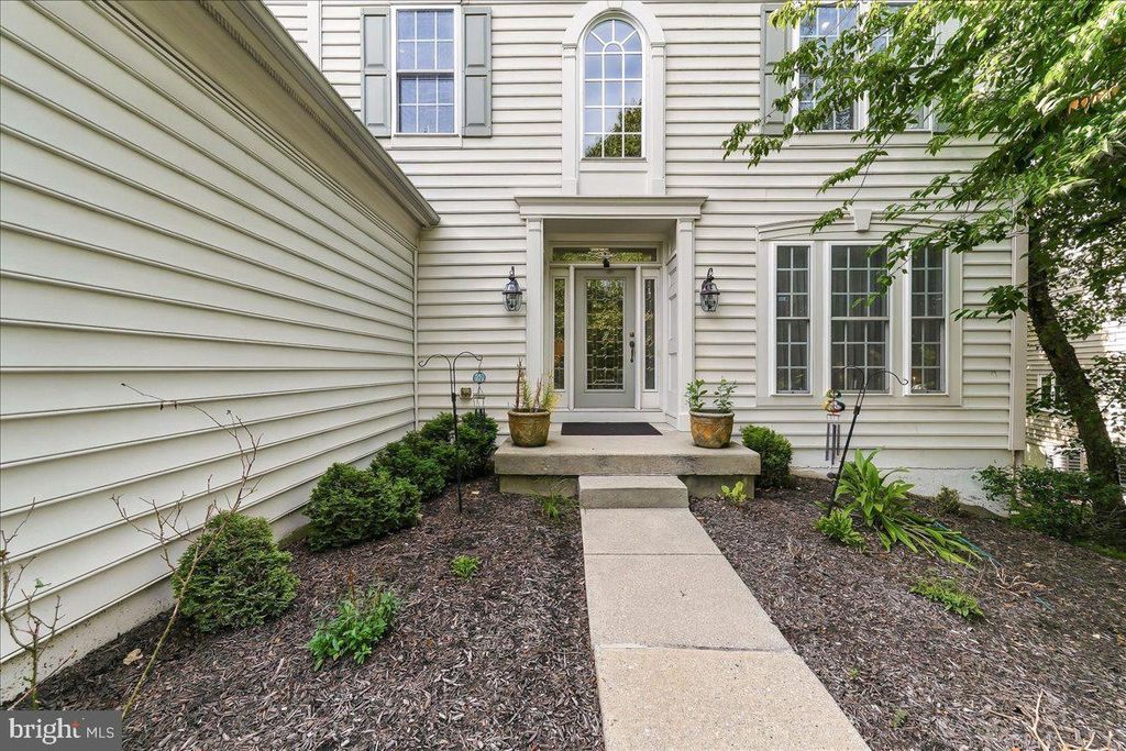 8 RIDINGS WAY, West Chester, PA 19382 — photo 2