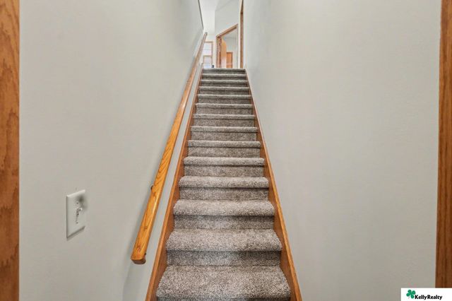 15024 Spaulding Street, Omaha, NE 68116