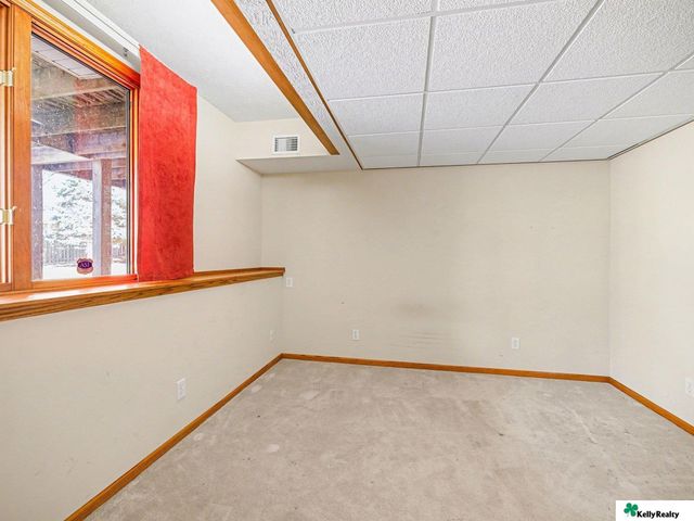 15024 Spaulding Street, Omaha, NE 68116