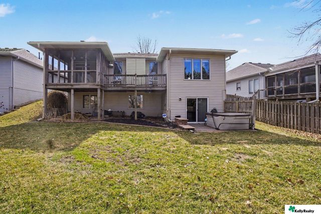 15024 Spaulding Street, Omaha, NE 68116