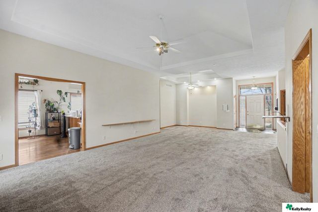 15024 Spaulding Street, Omaha, NE 68116