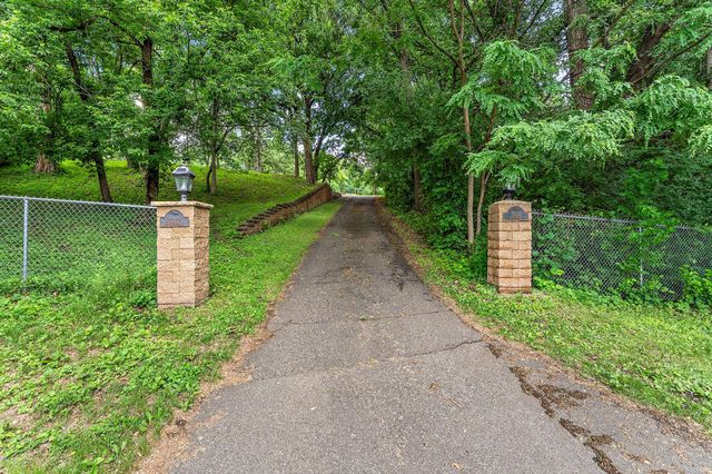 1500 11th Avenue, Newport, MN 55055
