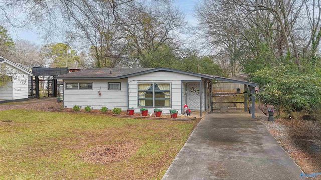 1414 10th Avenue Se, Decatur, AL 35601