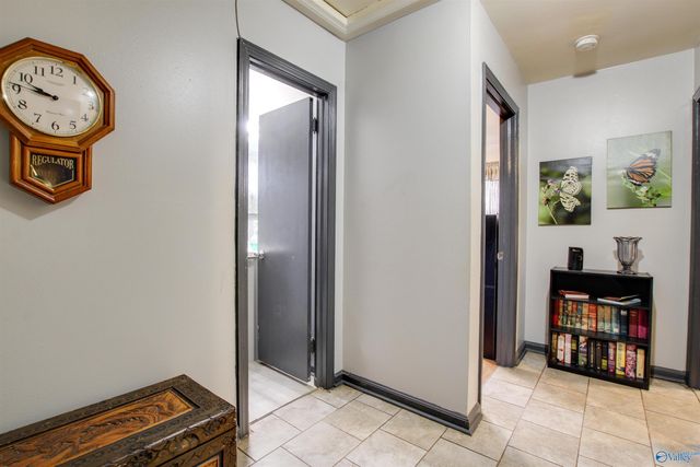 1414 10th Avenue Se, Decatur, AL 35601