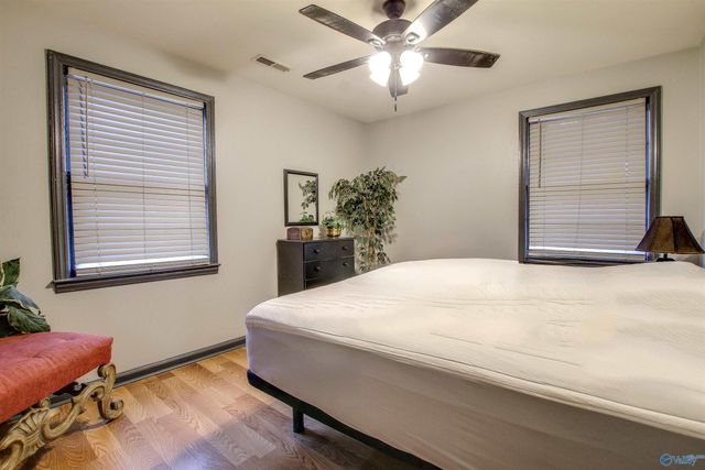 1414 10th Avenue Se, Decatur, AL 35601