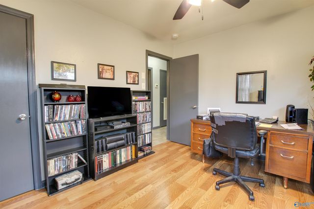 1414 10th Avenue Se, Decatur, AL 35601