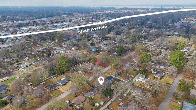 1414 10th Avenue Se, Decatur, AL 35601