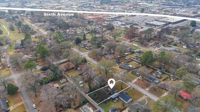 1414 10th Avenue Se, Decatur, AL 35601