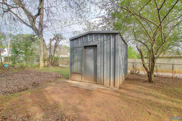 1414 10th Avenue Se, Decatur, AL 35601