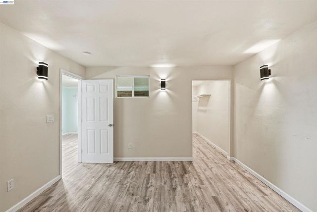 2546 Truman Ave, Oakland, CA 94605