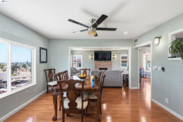2546 Truman Ave, Oakland, CA 94605