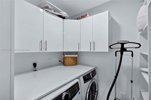 851 NE 1st Ave 1603, Miami, FL 33132