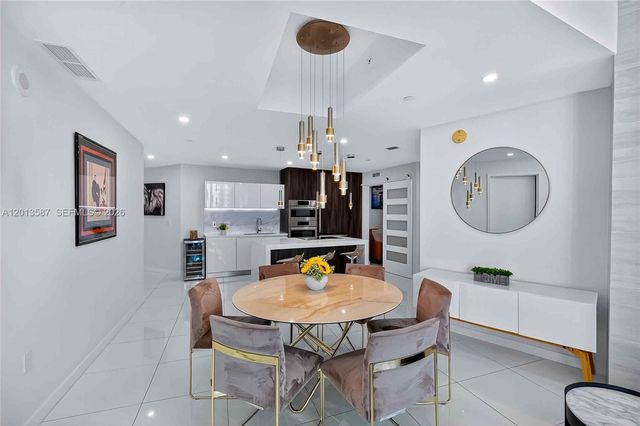 851 NE 1st Ave 1603, Miami, FL 33132