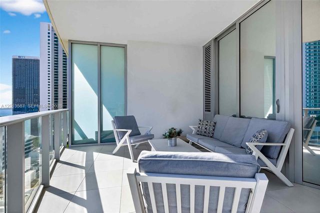 851 NE 1st Ave 1603, Miami, FL 33132