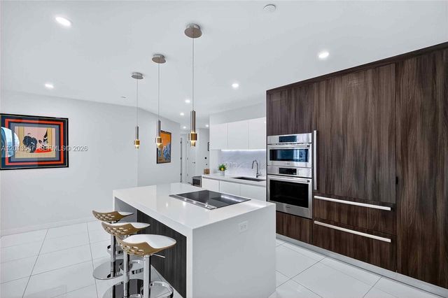 851 NE 1st Ave 1603, Miami, FL 33132