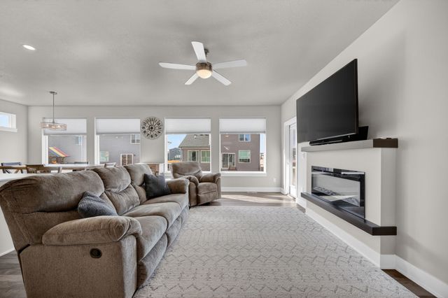 720 NE Pearl Drive, Ankeny, IA 50021