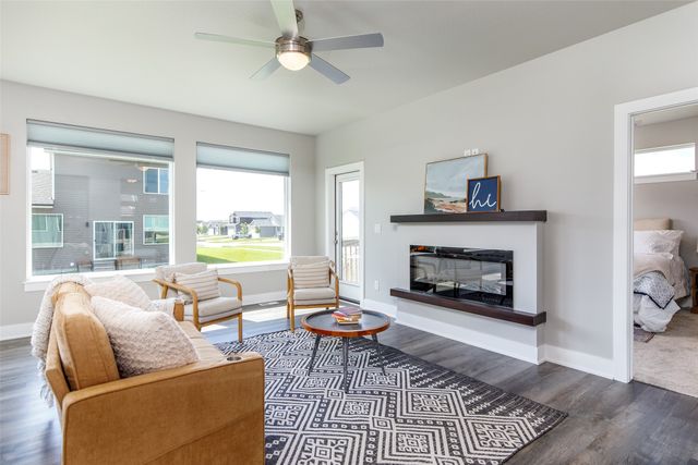 720 NE Pearl Drive, Ankeny, IA 50021