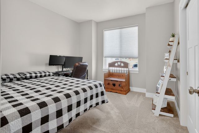 720 NE Pearl Drive, Ankeny, IA 50021