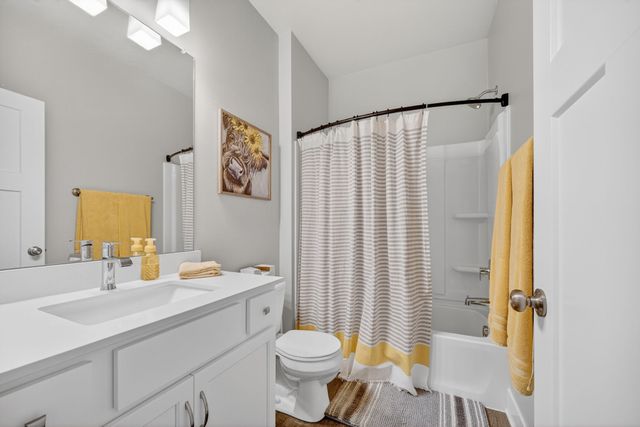 720 NE Pearl Drive, Ankeny, IA 50021