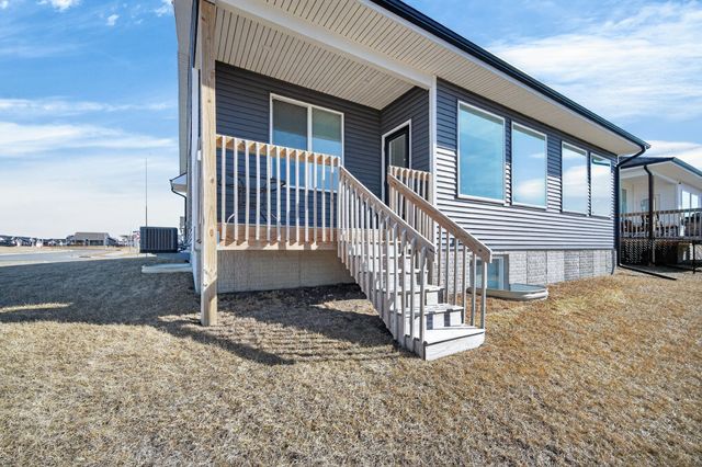 720 NE Pearl Drive, Ankeny, IA 50021