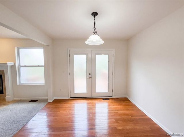 5988 Treetops Drive, Romulus, MI 48174