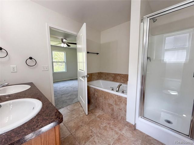 5988 Treetops Drive, Romulus, MI 48174