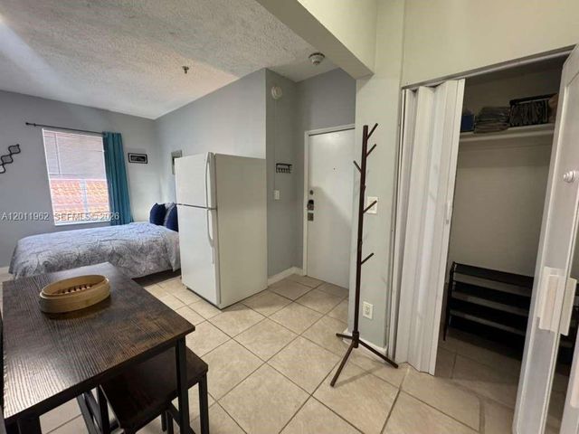 3700 Collins Ave S-309, Miami Beach, FL 33140