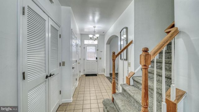 21 N NEW HAMPSHIRE AVE, Atlantic City, NJ 08401