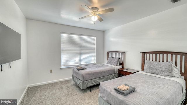 21 N NEW HAMPSHIRE AVE, Atlantic City, NJ 08401