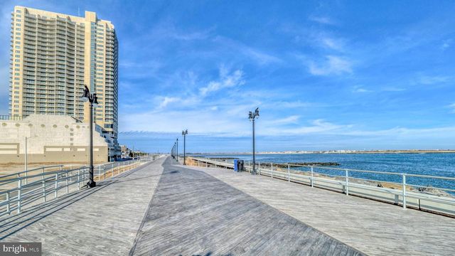 21 N NEW HAMPSHIRE AVE, Atlantic City, NJ 08401