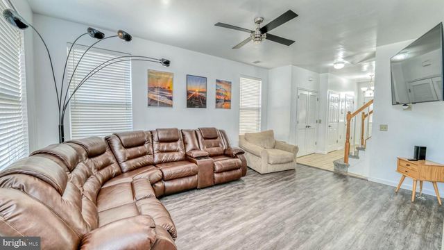 21 N NEW HAMPSHIRE AVE, Atlantic City, NJ 08401