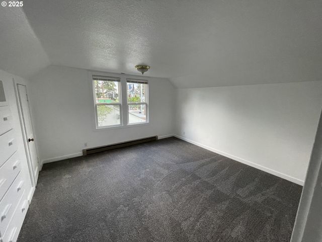 2448 Se 117TH Ave, Portland, OR 97216