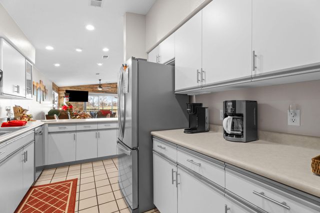 170 W Rockford Drive 10, Branson, MO 65616