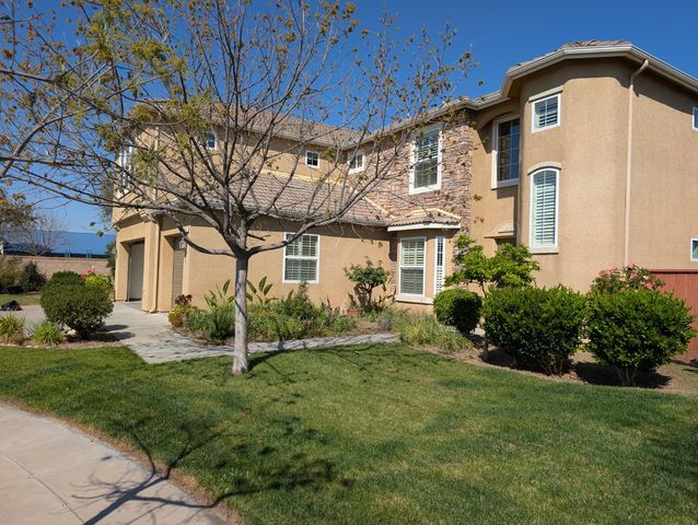 3001 Pico Avenue, Clovis, CA 93619