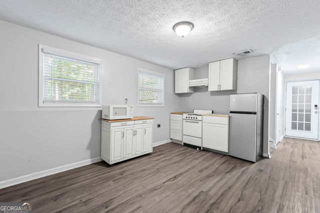 4348 Bradley Drive, Snellville, GA 30039