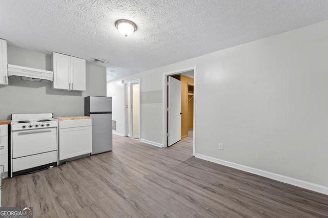 4348 Bradley Drive, Snellville, GA 30039