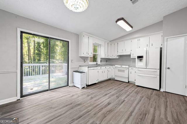 4348 Bradley Drive, Snellville, GA 30039