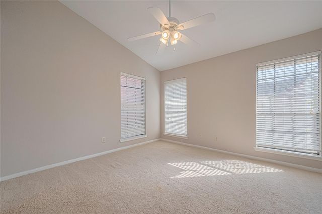 2211 S Kirkwood Road 19, Houston, TX 77077