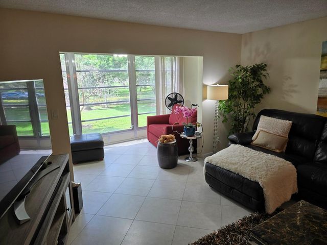 1501 CAYMAN Way K2, Coconut Creek, FL 33066