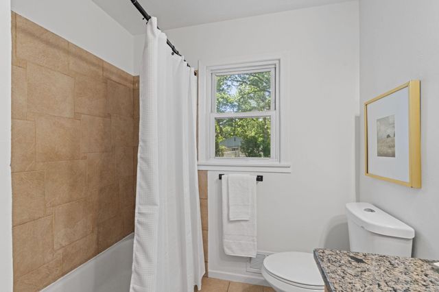 510 Wyoming Street E, Saint Paul, MN 55107