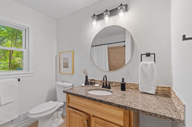 510 Wyoming Street E, Saint Paul, MN 55107