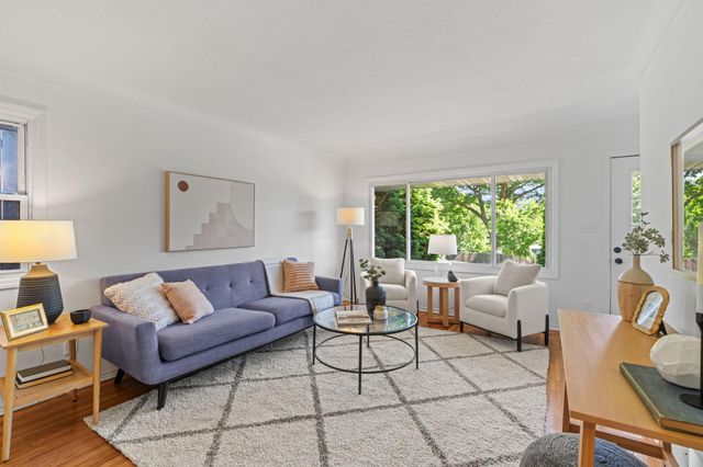 510 Wyoming Street E, Saint Paul, MN 55107