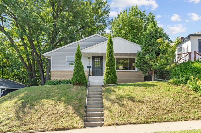 510 Wyoming Street E, Saint Paul, MN 55107