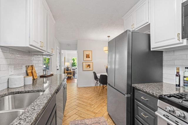 510 Wyoming Street E, Saint Paul, MN 55107