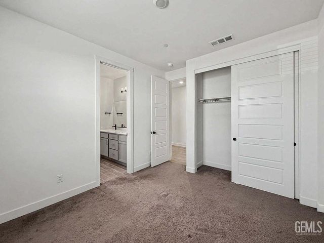 5910 Pareto Place, Bakersfield, CA 93313