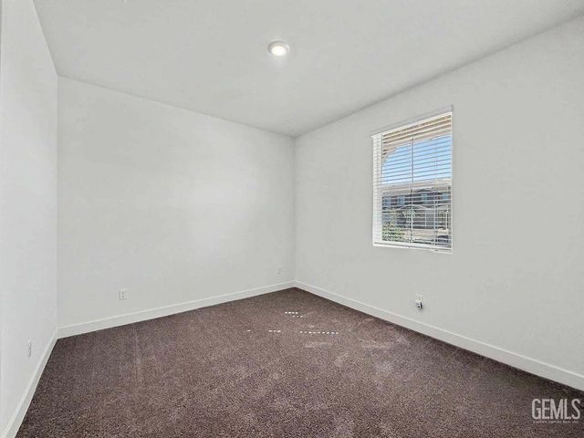 5910 Pareto Place, Bakersfield, CA 93313
