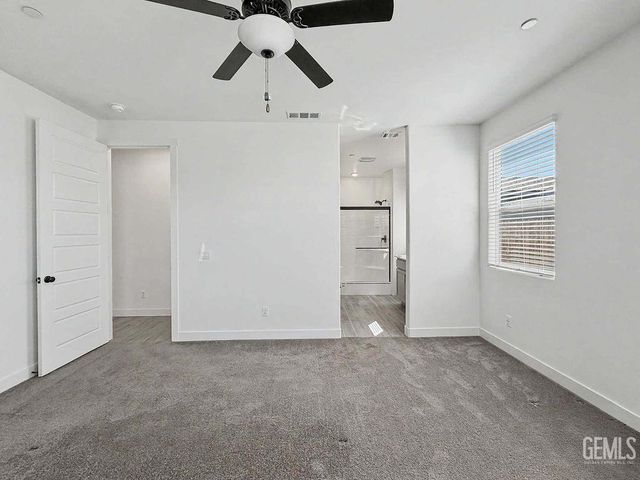 5910 Pareto Place, Bakersfield, CA 93313