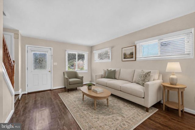 6817 RADCLIFFE DR, Alexandria, VA 22307