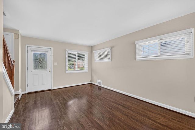 6817 RADCLIFFE DR, Alexandria, VA 22307