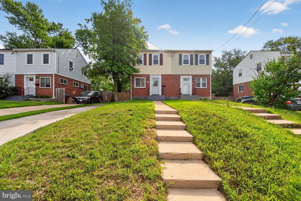 6817 RADCLIFFE DR, Alexandria, VA 22307